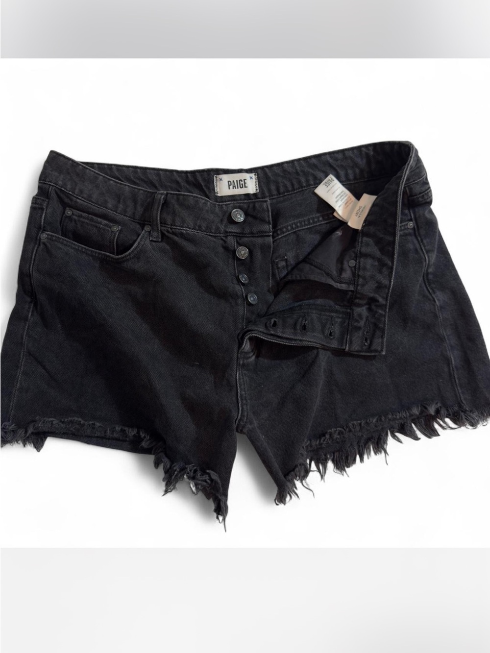 PAIGE❤️‍🔥❤️‍🔥❤️‍🔥 Black Frayed Hem Denim Shorts